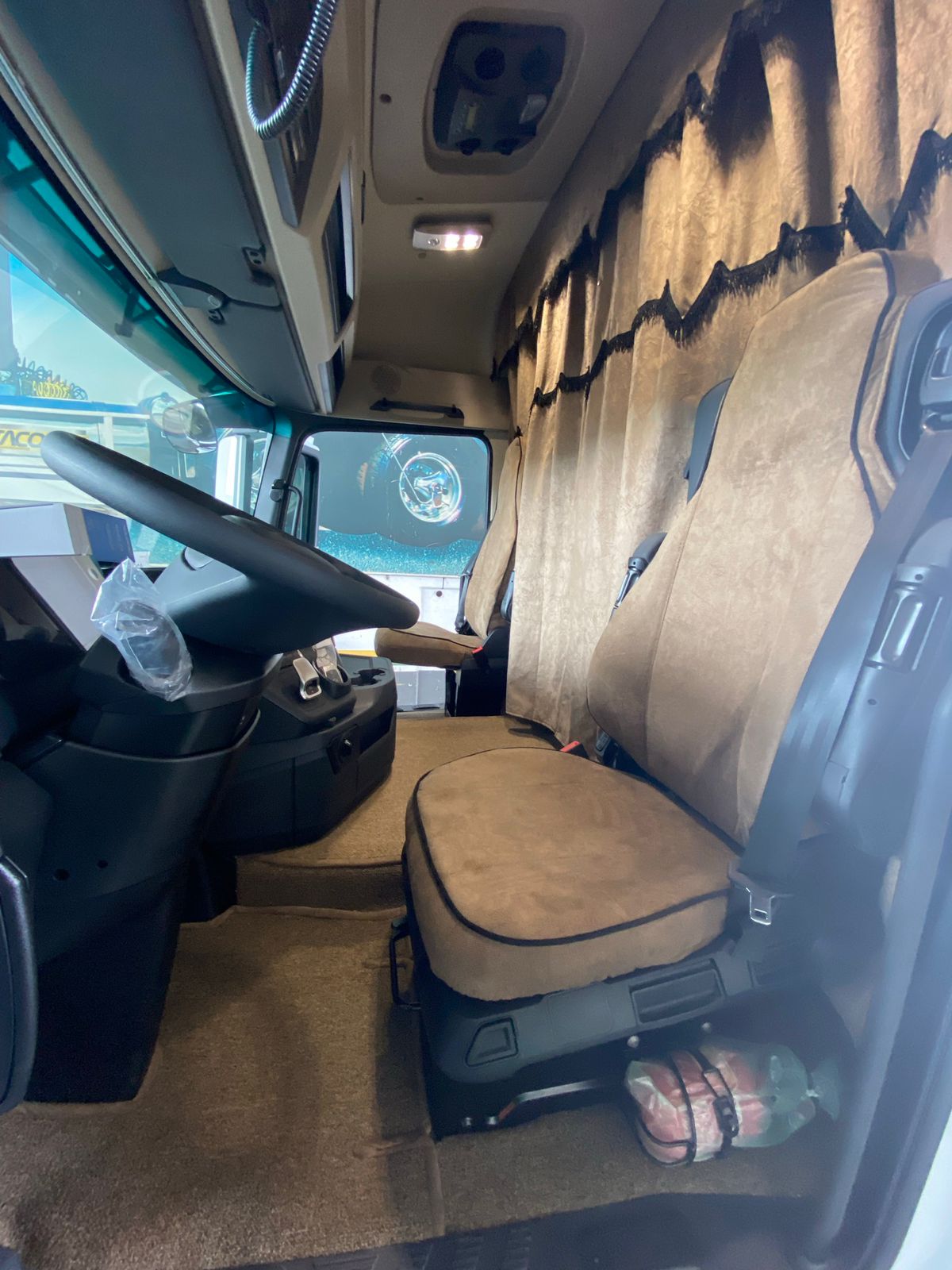 WhatsApp Image 2022-06-08 at 09.16.03.jpeg